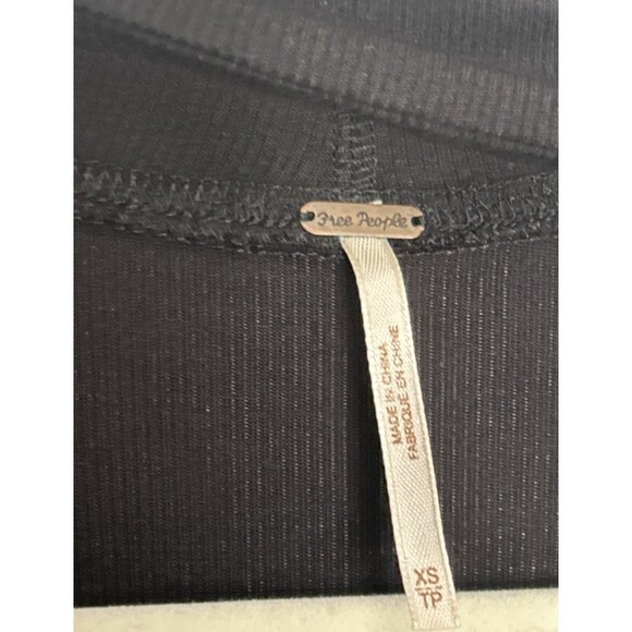 Free People Uptown Turtleneck Top XS Long Sleeve Plunging V-Neck Black Oversized - Picture 2 of 4